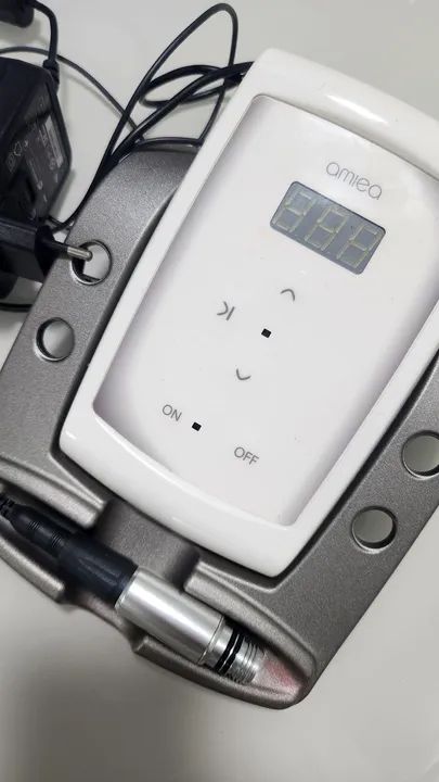 Máquina de Micropigmentação Amiea