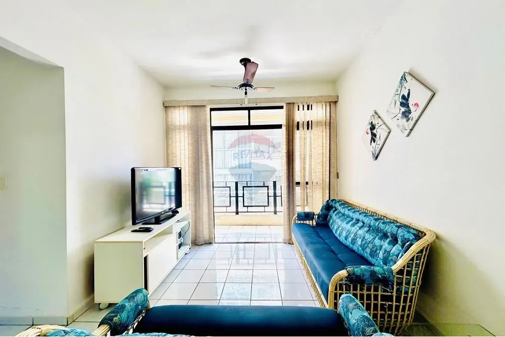 Apartamento à Venda - 2 Dormitórios + Dependência - Praia da Enseada - Guarujá SP