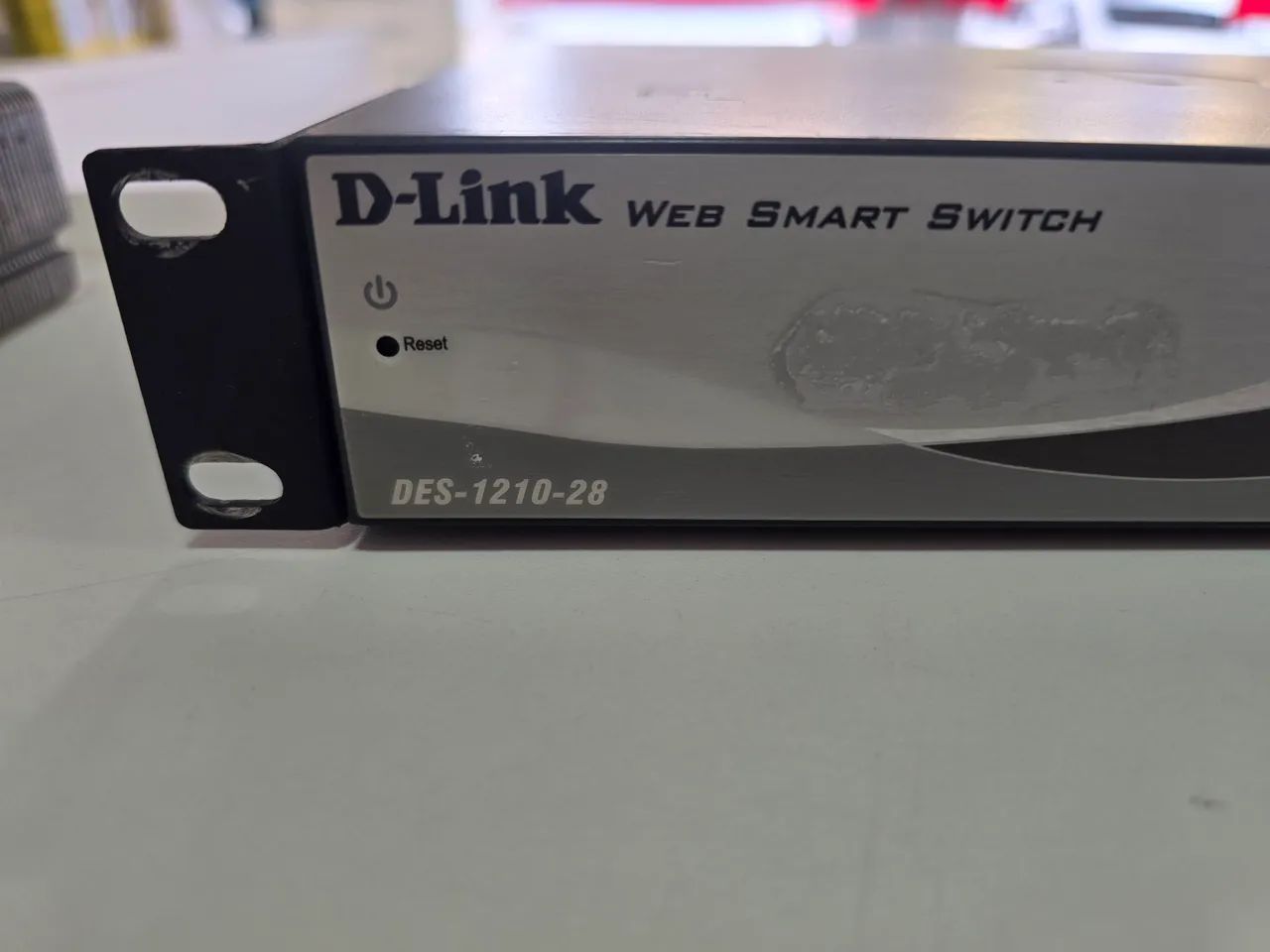 Switch D link DES-1210 28 portas 