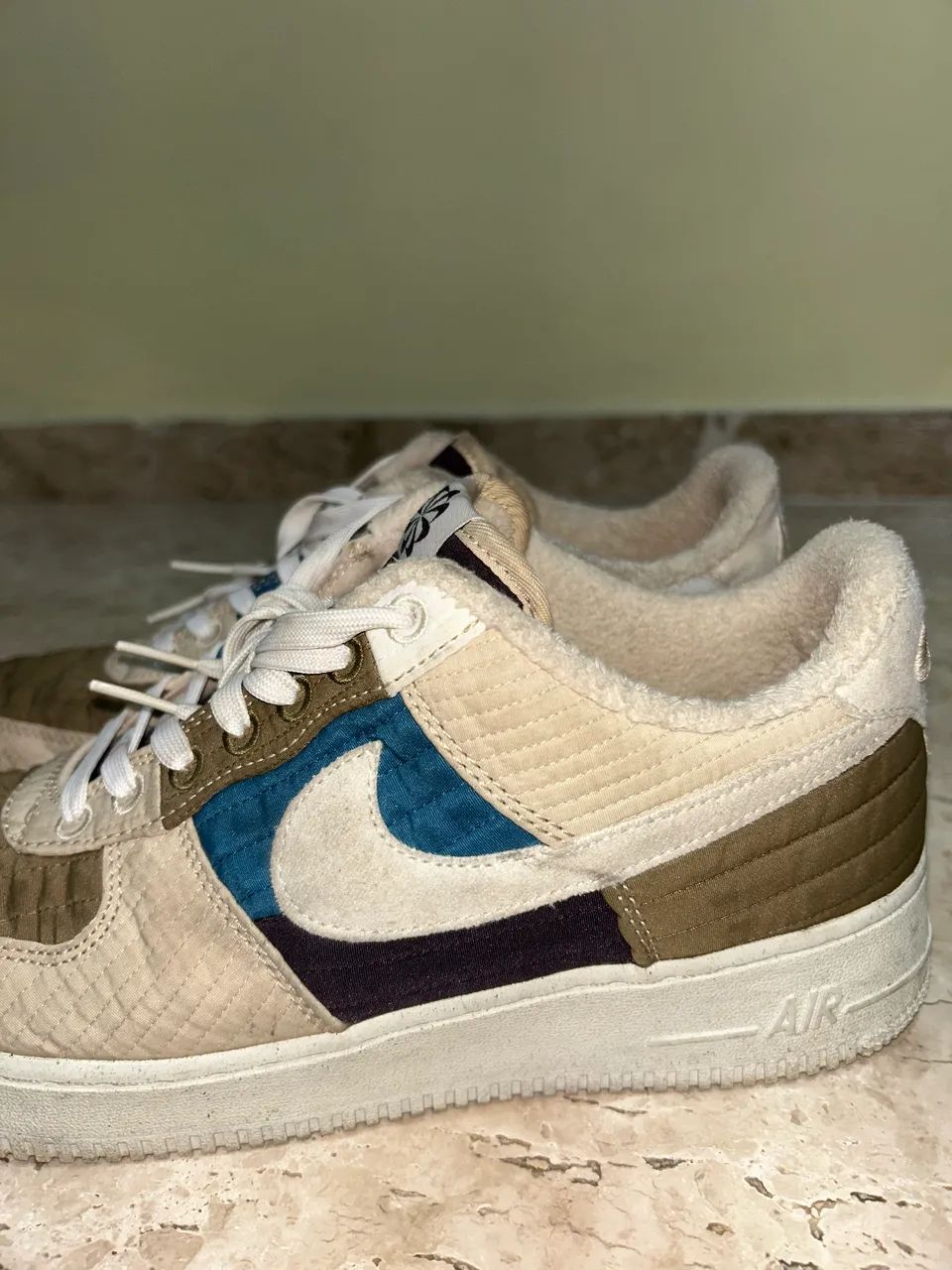 NIKE AIR FORCE ORIGINAL 41  - Foto 2