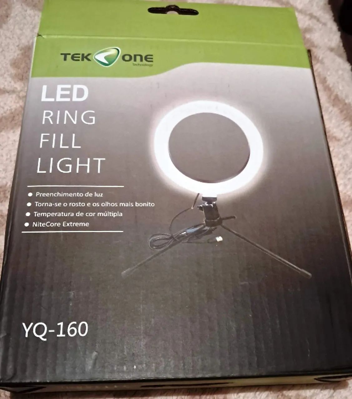 Led Iluminator 160 com tripé