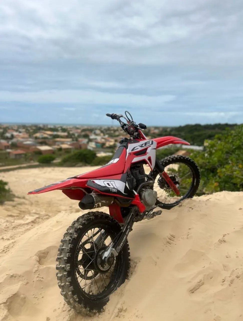 CRF 230 - Foto 3