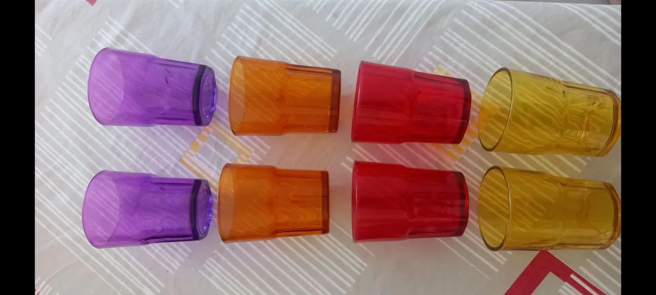 Copos Coloridos de Vidro - Foto 4