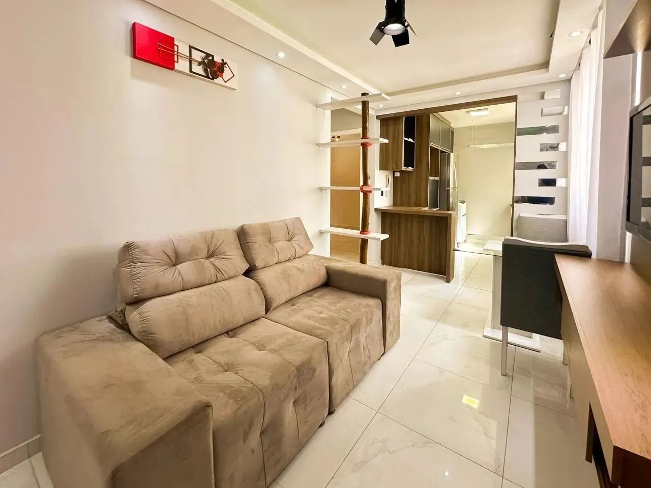 Apartamento com boa localização para alugar no Pinheirinho  Curitiba