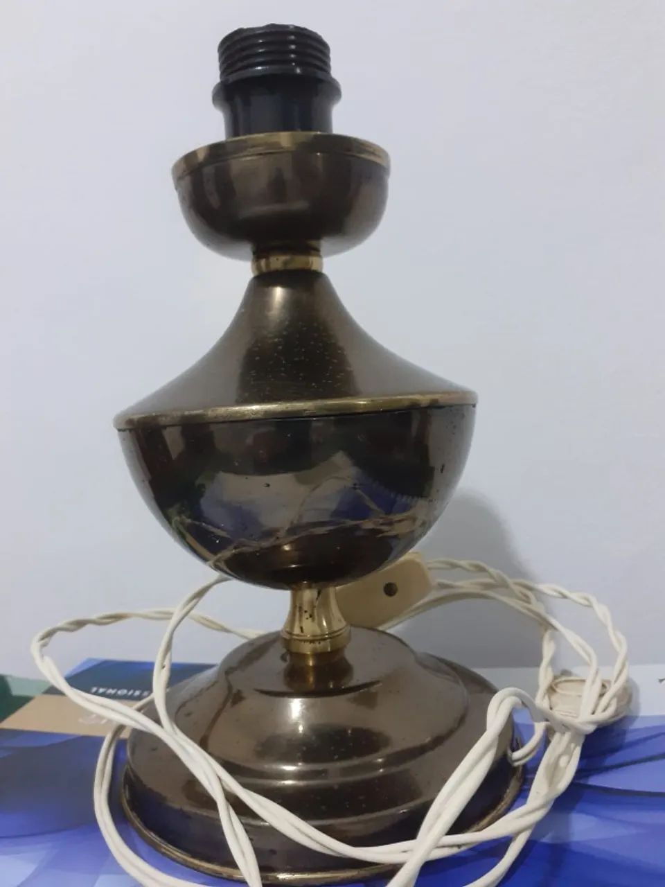 Luminária estilo lampião
