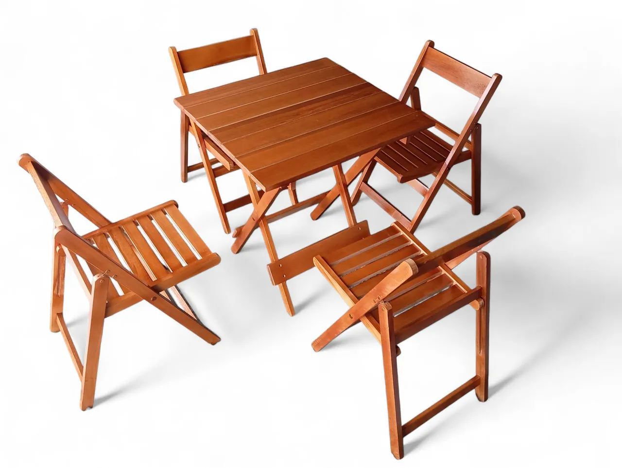 Conjunto jogo de mesa madeira maciça com 4 cadeiras  - Foto 2