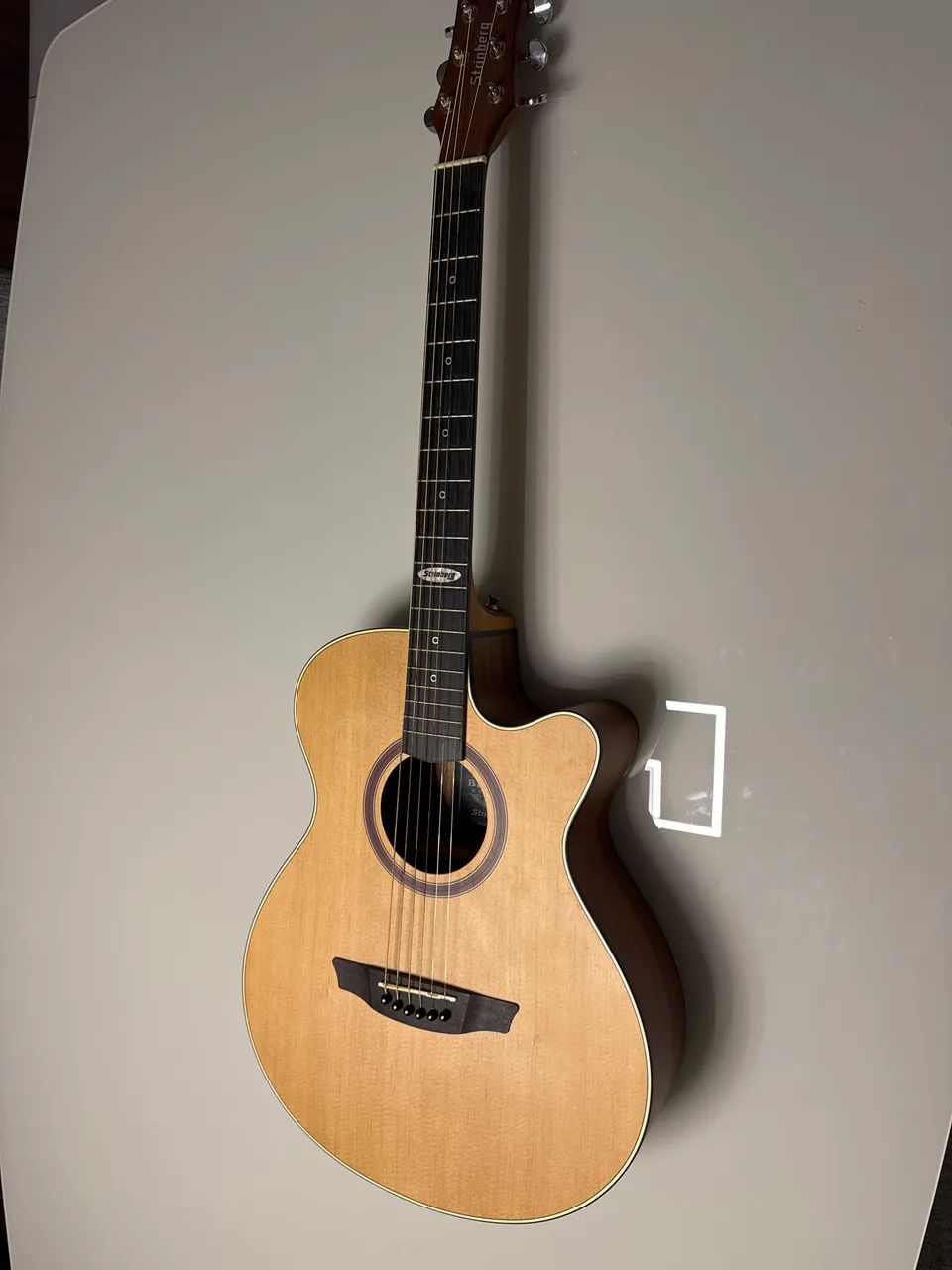 Violao strinberg eletrico