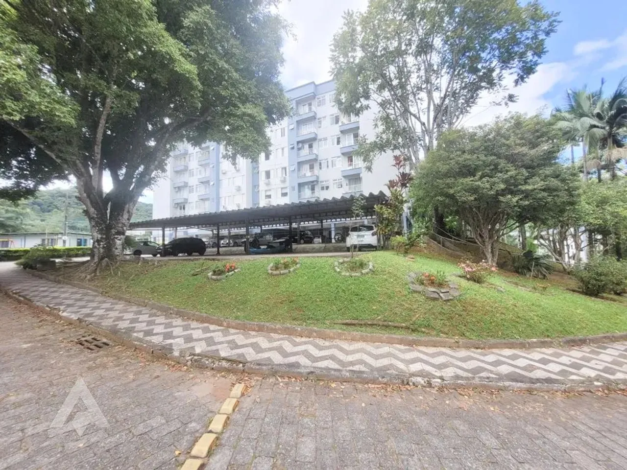 Apartamento à venda com 2 dormitórios, perfeito para quem busca conforto e praticidade.