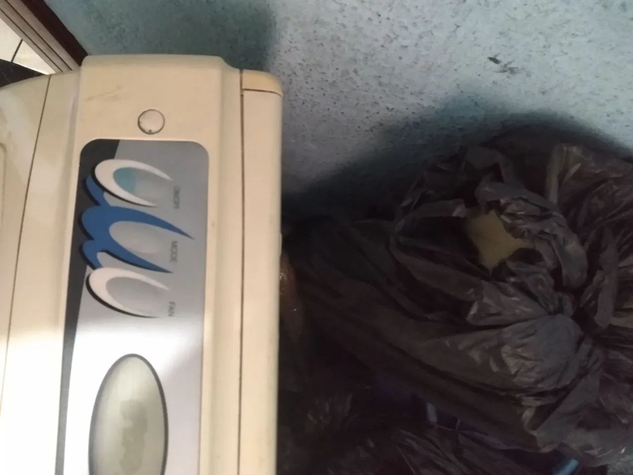 Ar Condicionado de Janela - Usado - Foto 3