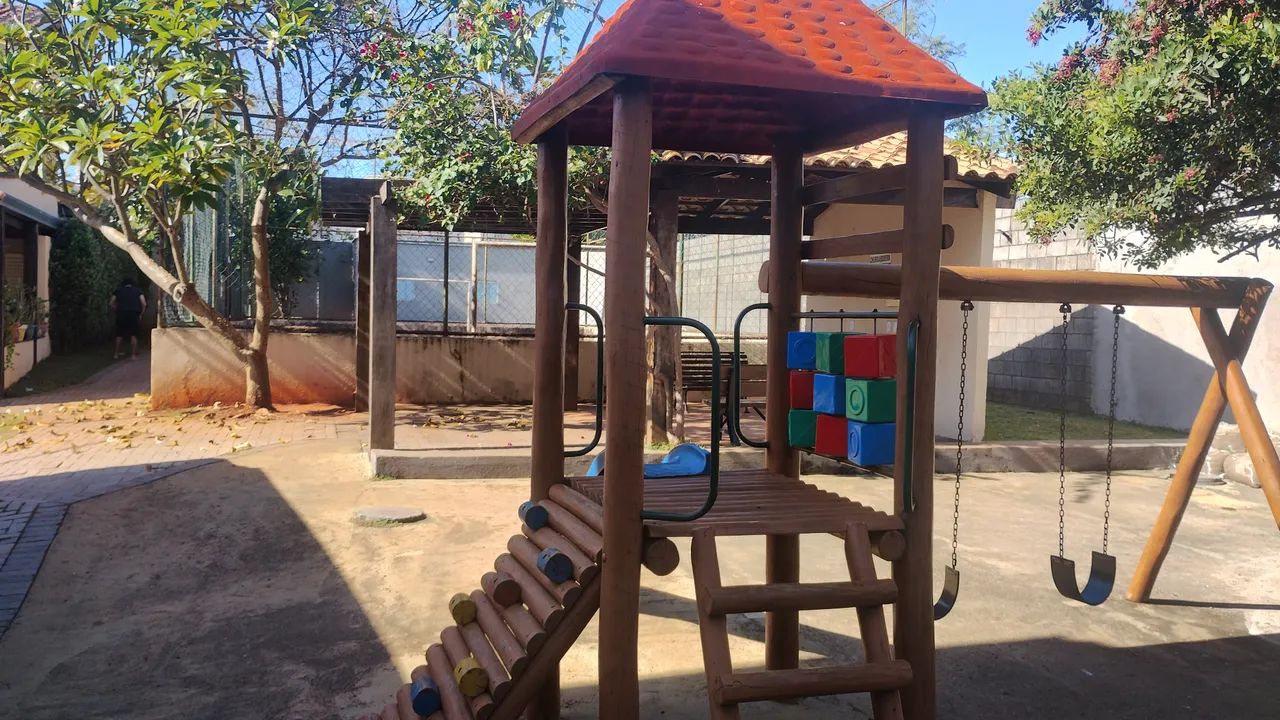 Sobrado 2/4 com 2 banheiros ( condomínio Las Vegas) - Foto 4