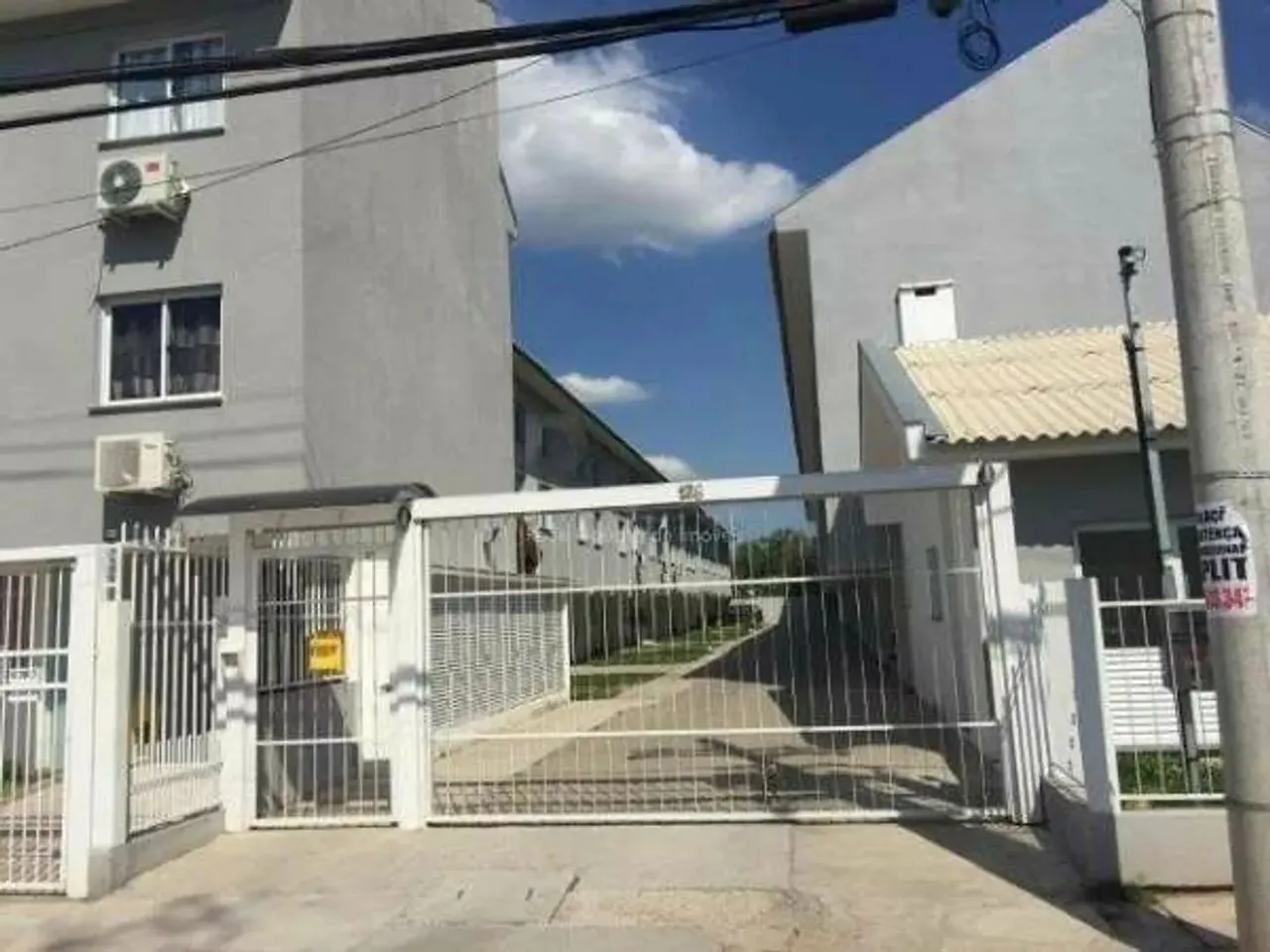 Casa de condomínio em Rua Dorival Castilhos Machado - Aberta dos Morros - Porto Alegre/RS