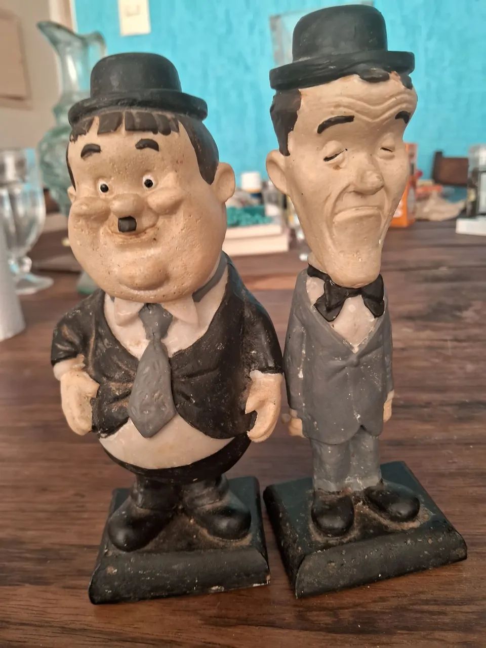 Dupla de Esculturas do Comediante Laurel e Hardy