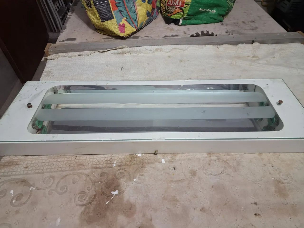 Luminária para led tubular 20w.  Suporta 2 lâmpadas  - Foto 5