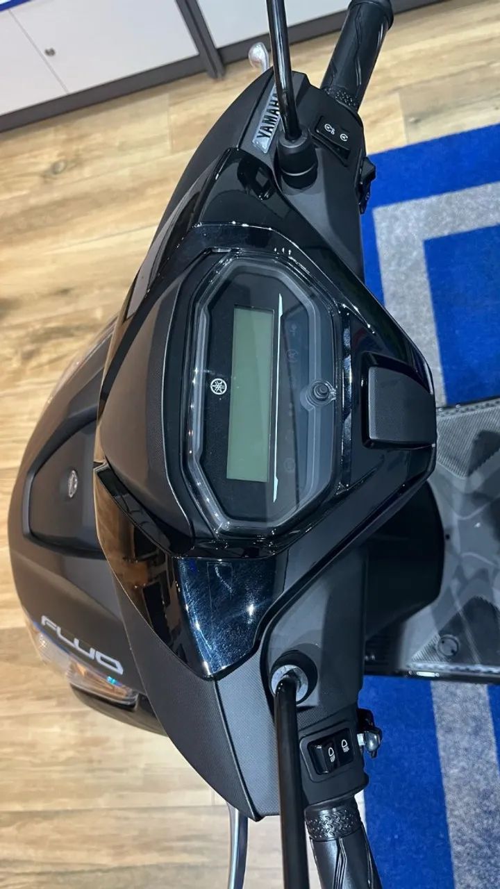 YAMAHA FLUO 125 ABS PRETA 2025 0KM - Foto 2
