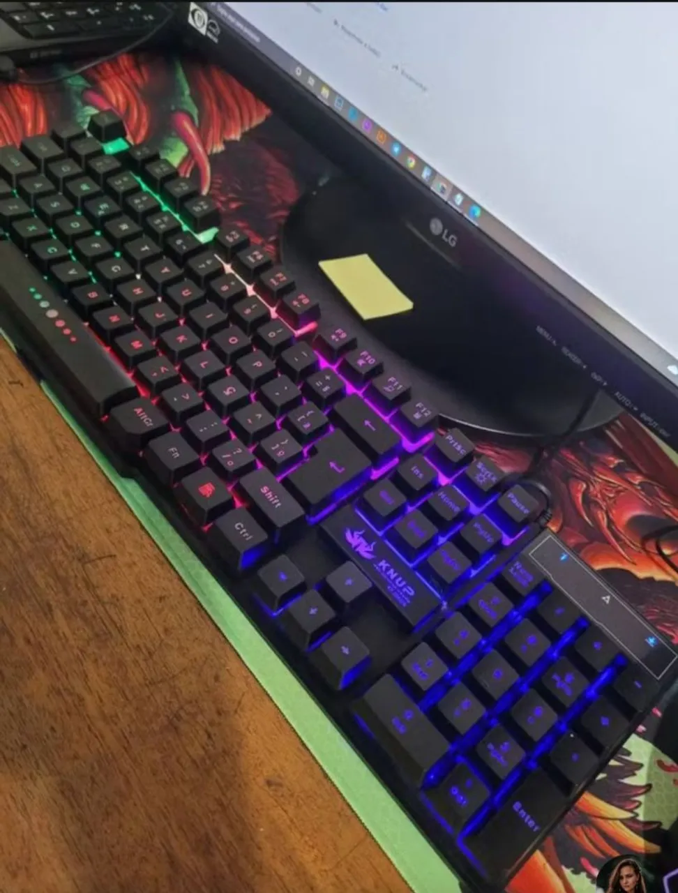 Teclado Gamer KNUP com Iluminação RGB (100%)