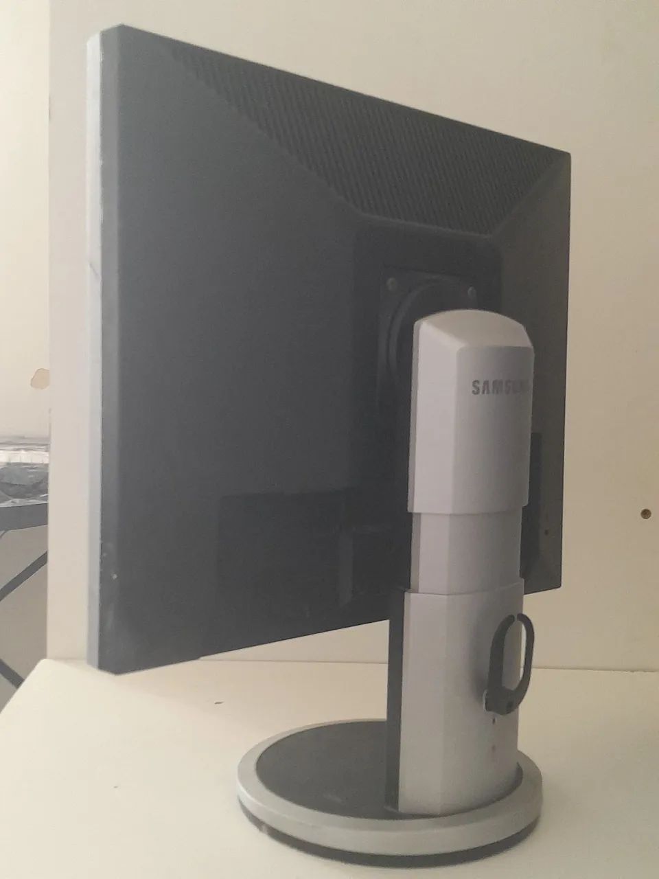 Monitor Samsung SyncMaster 94064312626221187122