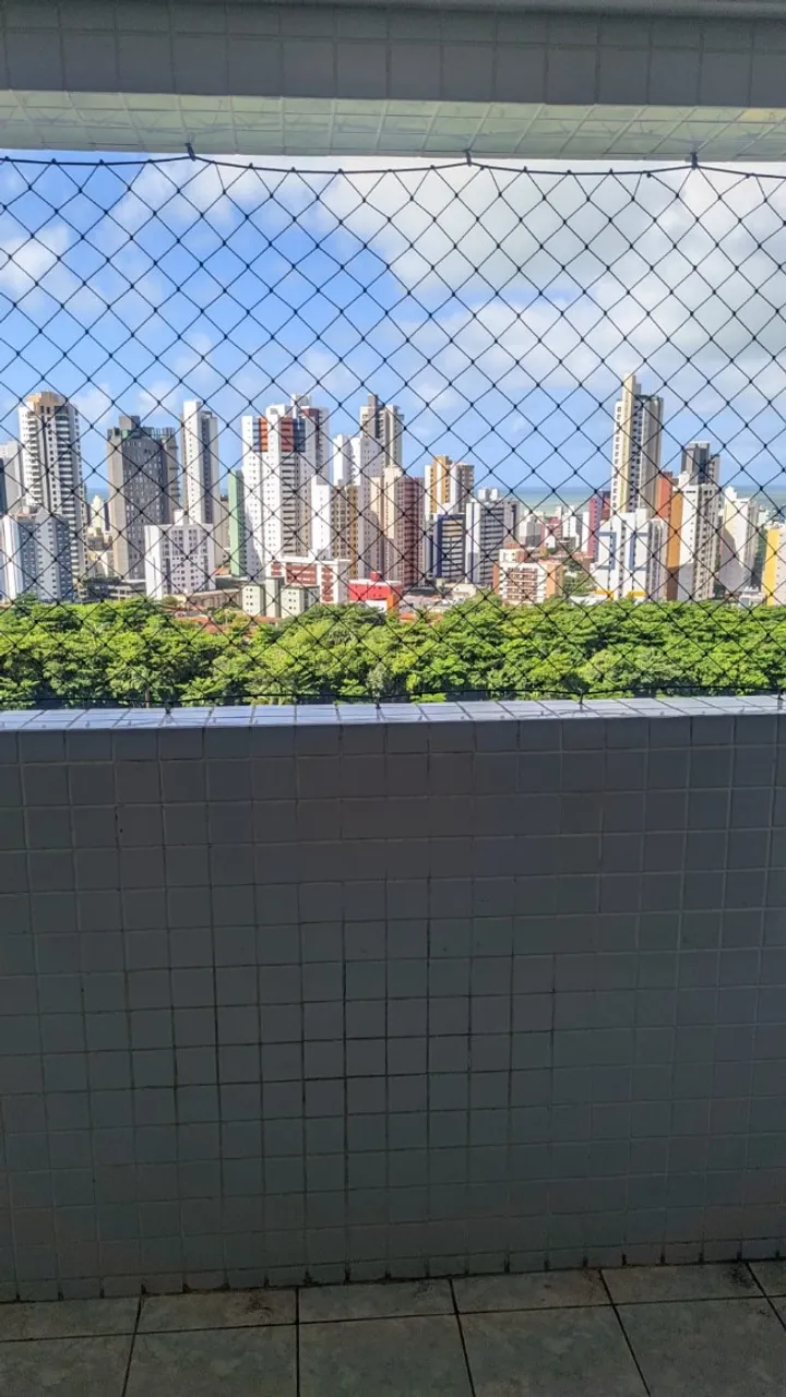 Alugo Apartamento 4 quartos 2 suites 2 vagas de garagem 128m2, Miramar