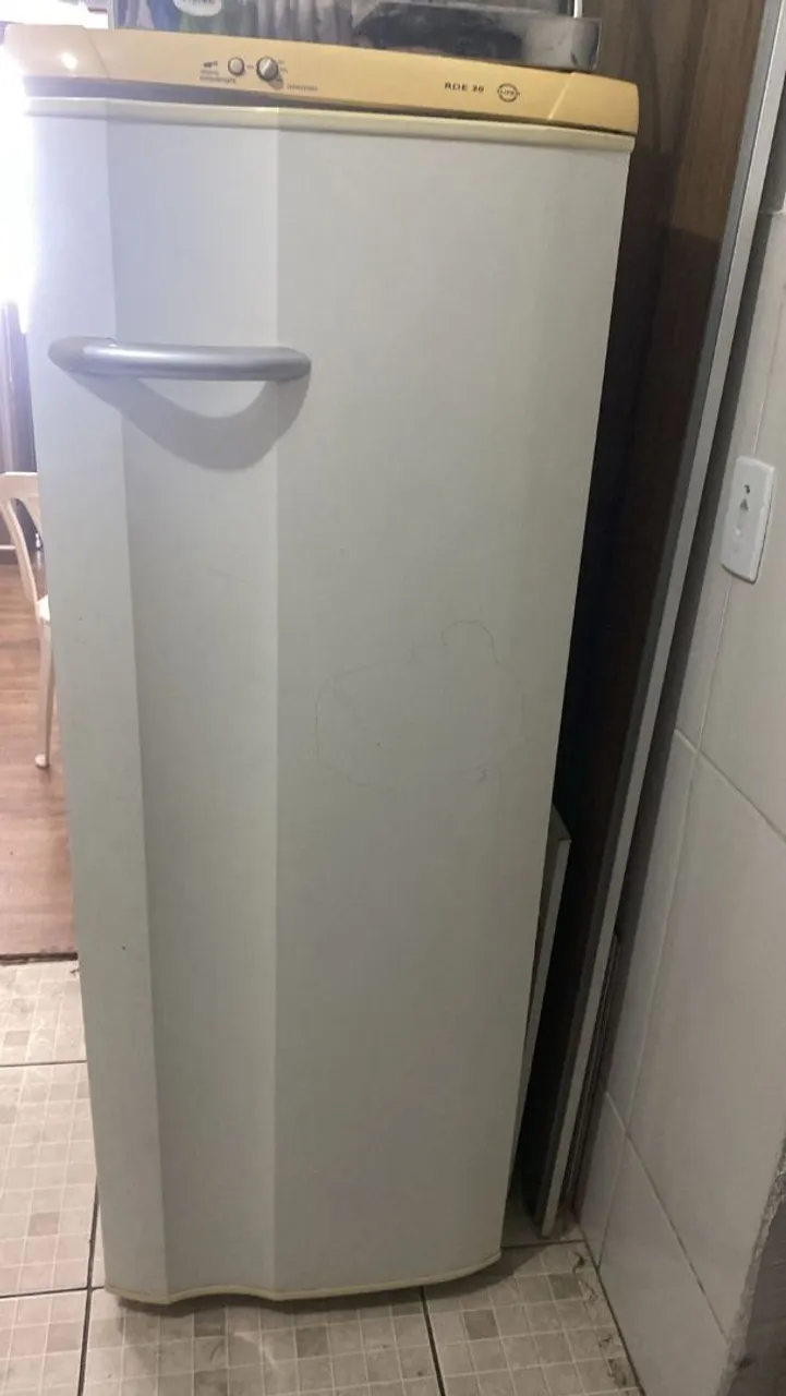 Geladeira RDE 30