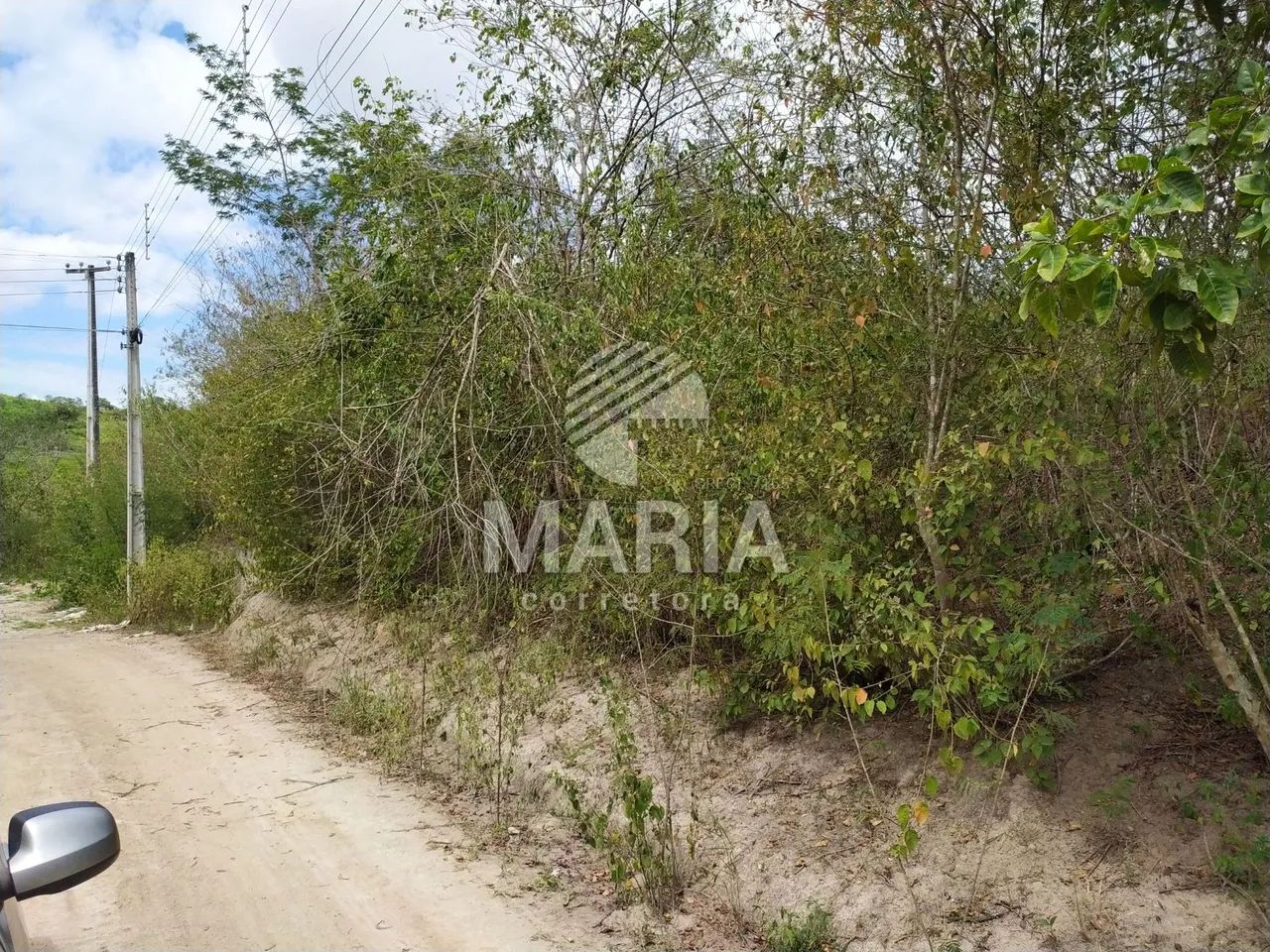Terreno à venda com área total de 2.000 m² no loteamento Ramaceli em Gravatá/PE!