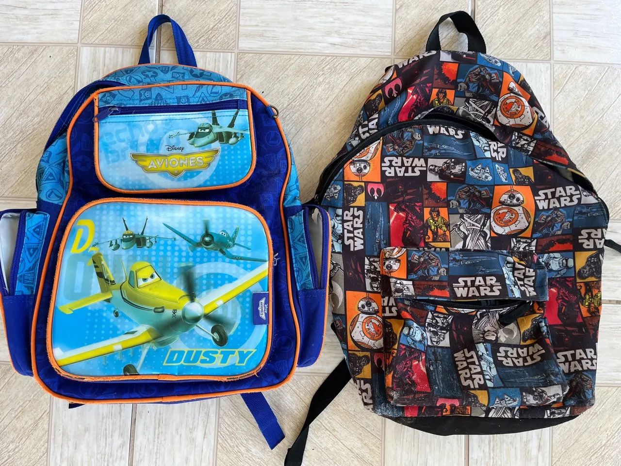 Mochilas infantis - Planes e Star Wars