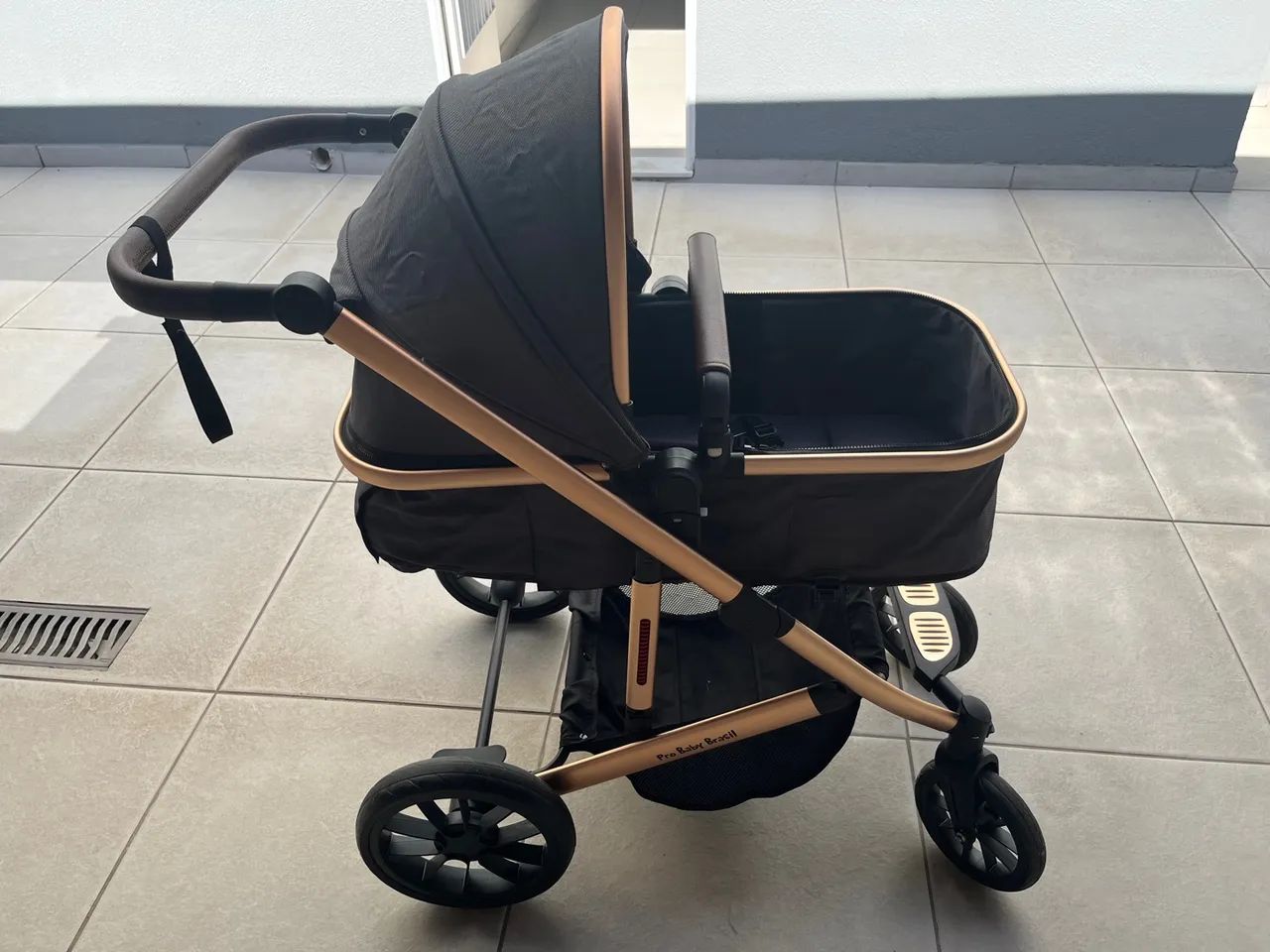 Carrinho de Bebê com bebê conforto pro baby Brasil  - Foto 2