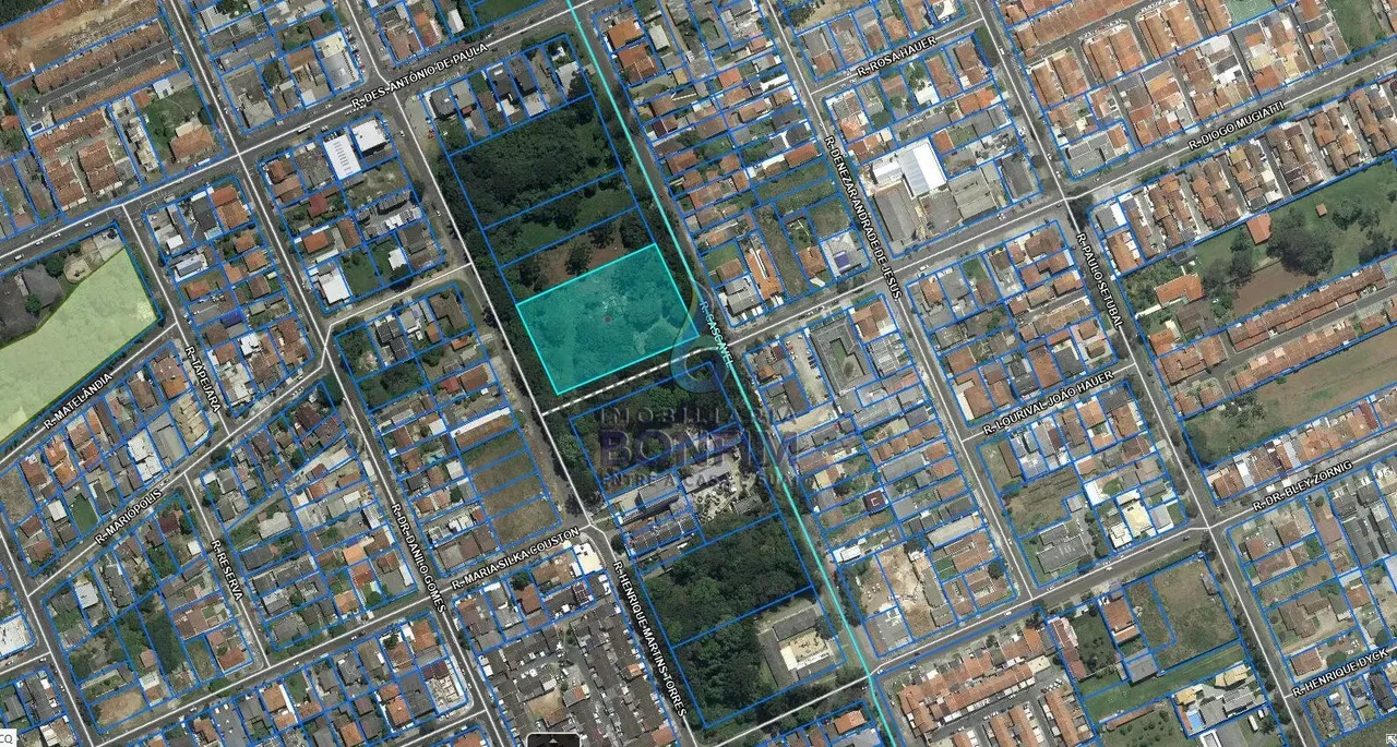 ÁREA NO BOQUEIRÃO
