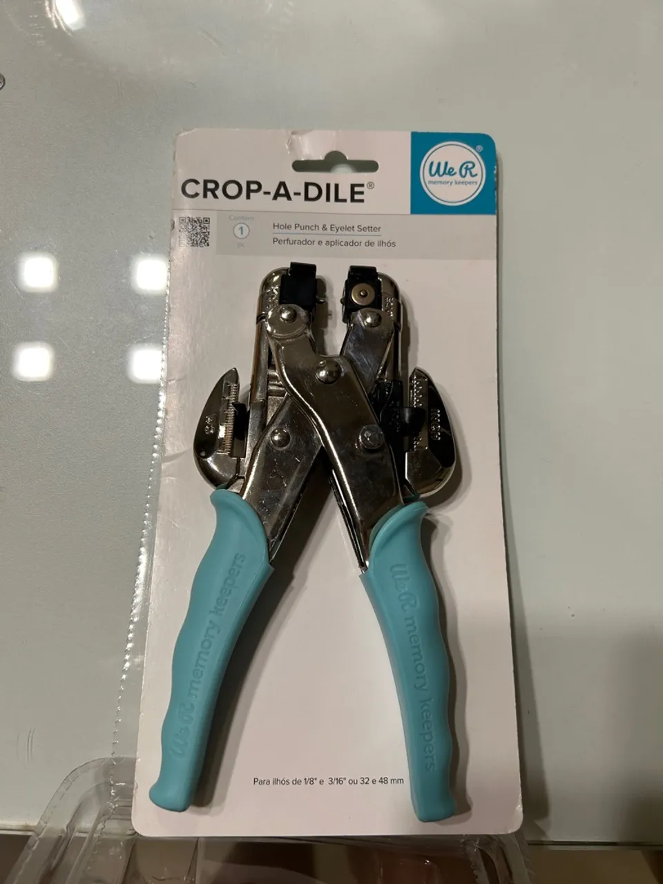 OPORTUNIDADE! Crop-A-Dile We R Memory Keepers