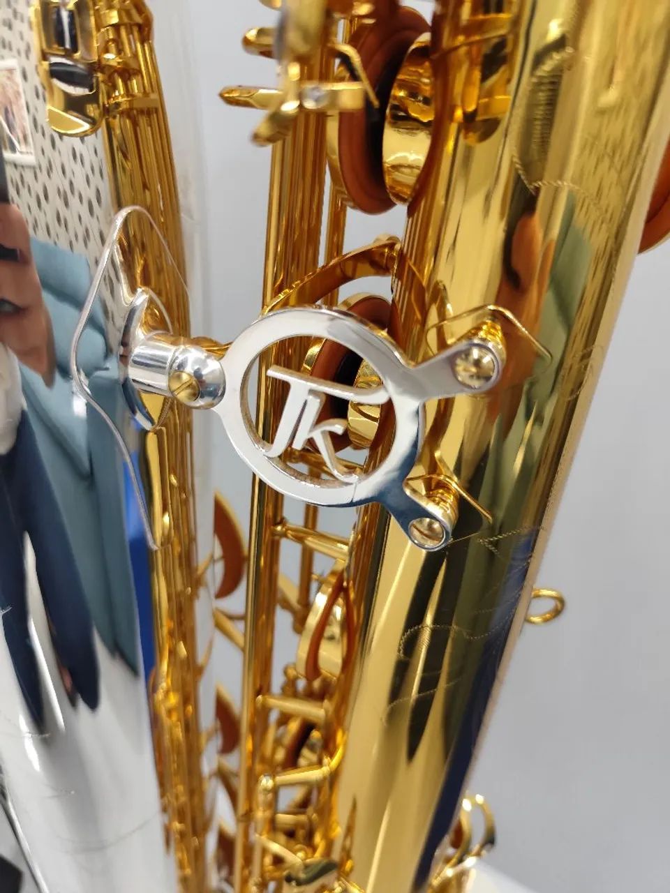 Sax Baritono Tokai TSB-300GP Mib c/ La grave - Dourado c/ Prata - NOVO - Parcelo 18x - Foto 5