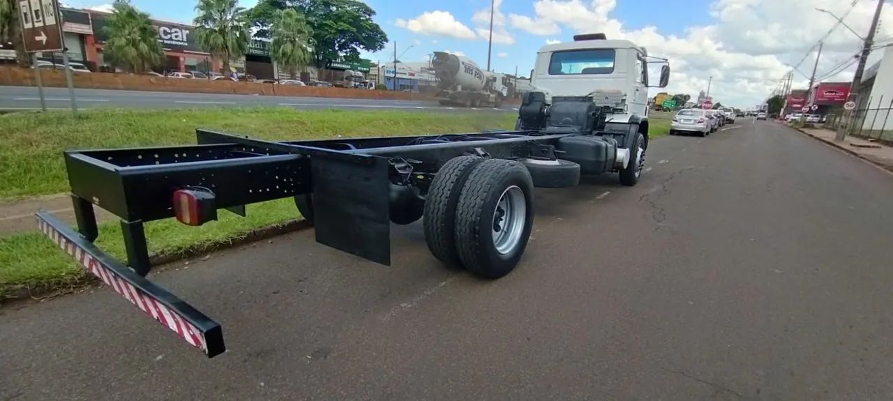  VW Worker 17 190 2014  - Foto 4