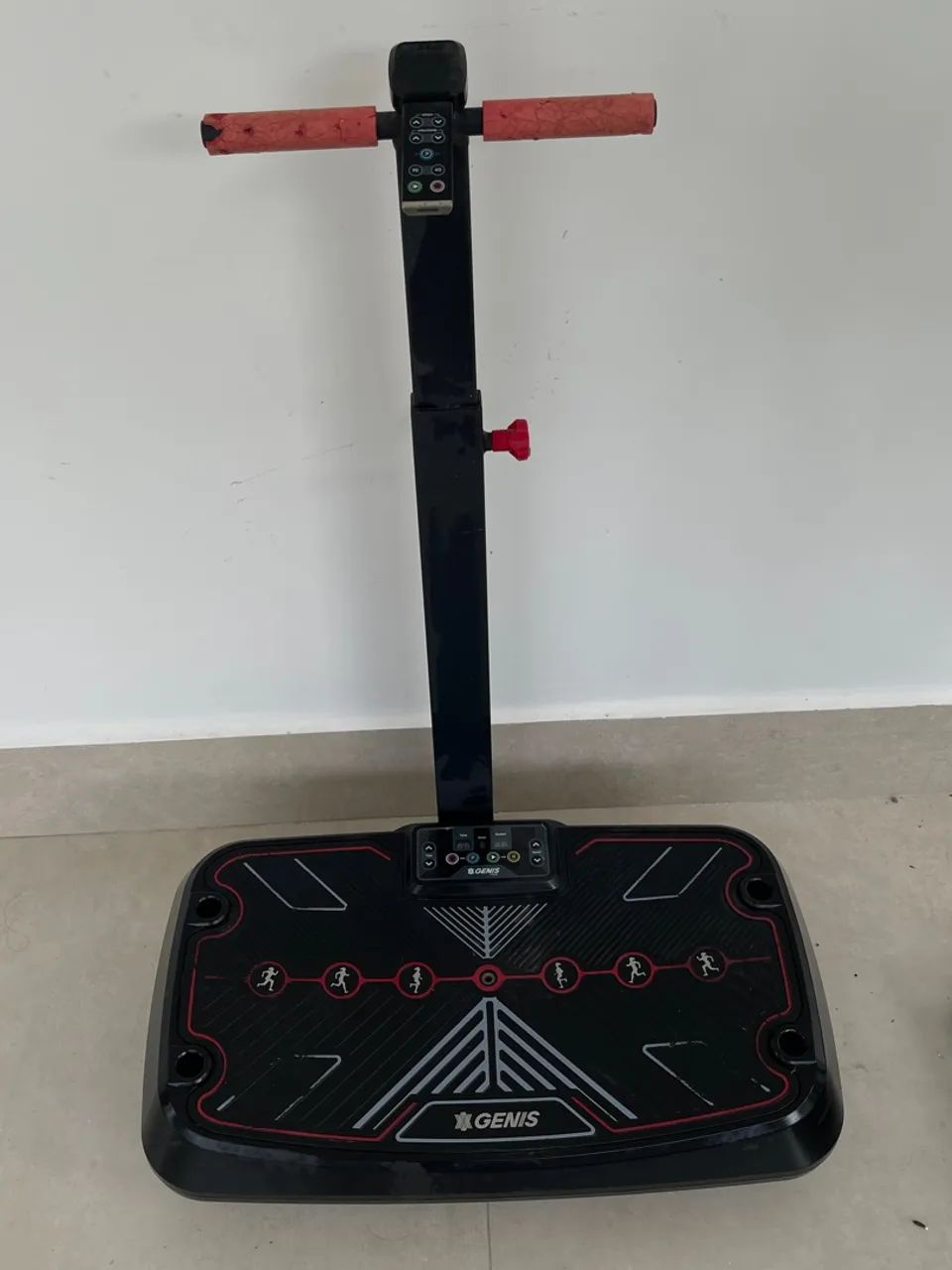 Plataforma vibratória Genis energym Pro + academia compacta para treino em casa polishop - Foto 2