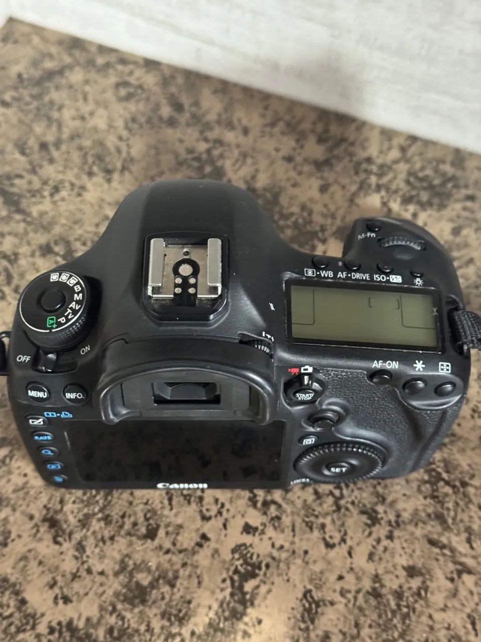 Canon 5D Mark III Impecável - 26.258 cliques - Foto 3