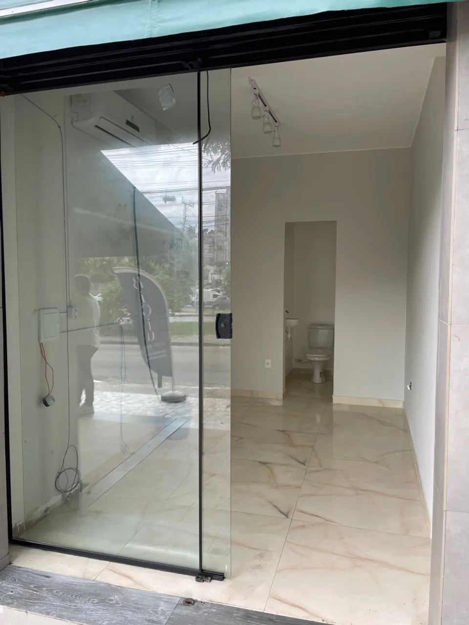 Loja Comercial na Av. Meriti  - Foto 3