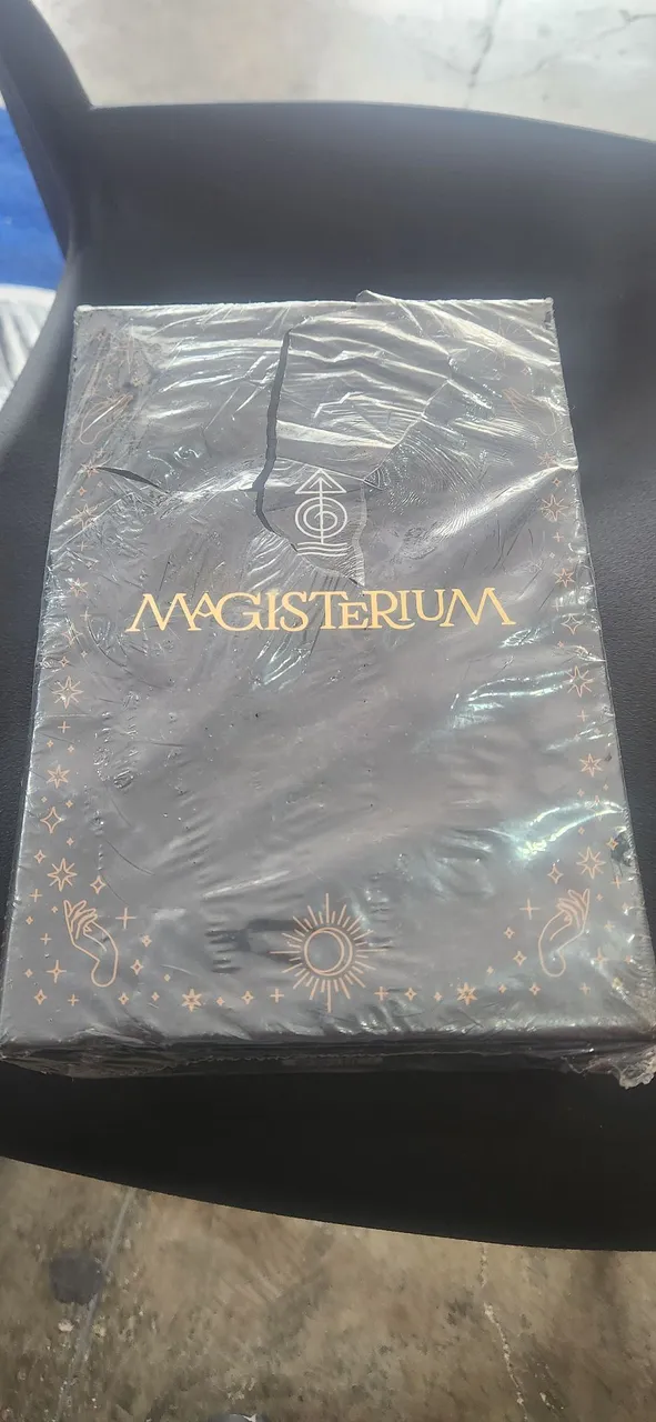 Magisterium - Baralho de Tarô Lacrado