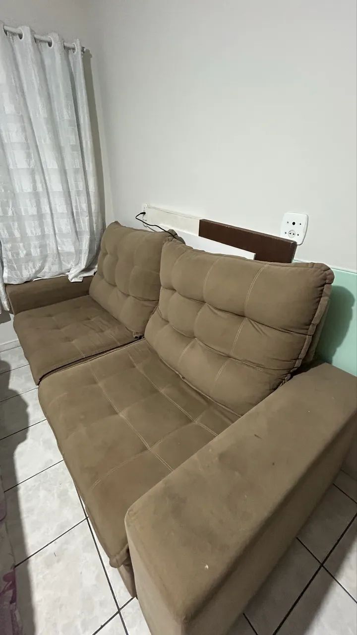 Sofá retratil 2 mts - Foto 2