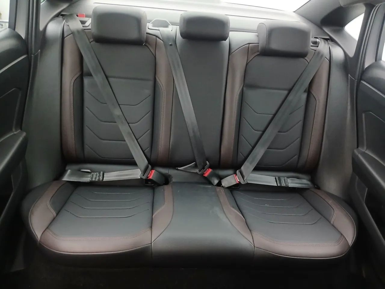 Volkswagen Virtus Highline 200 TSI 1.0 Flex 12V Aut, foto 18 de 18