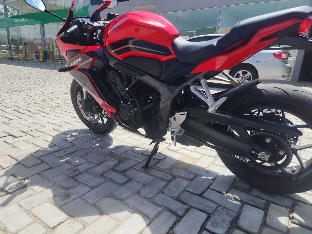 CBR650 alienada - Foto 3