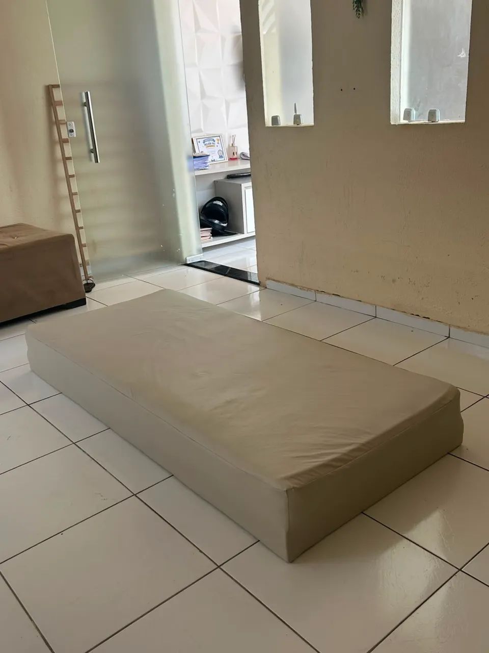 Cama de solteiro a venda 