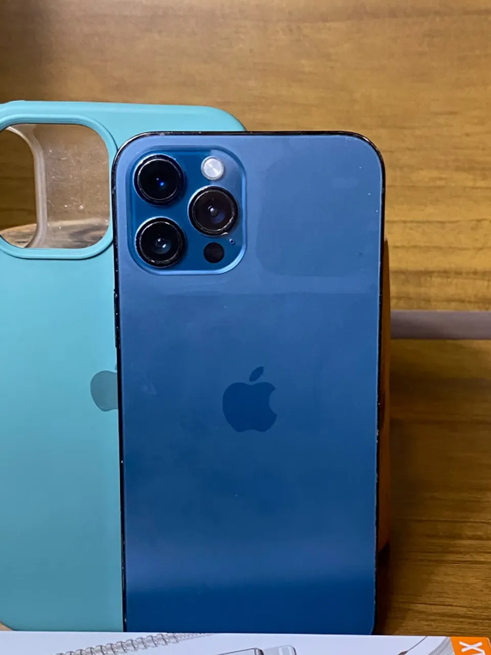 iPhone 12 Pro Max 128GB sem a lente da câmera - Celulares e