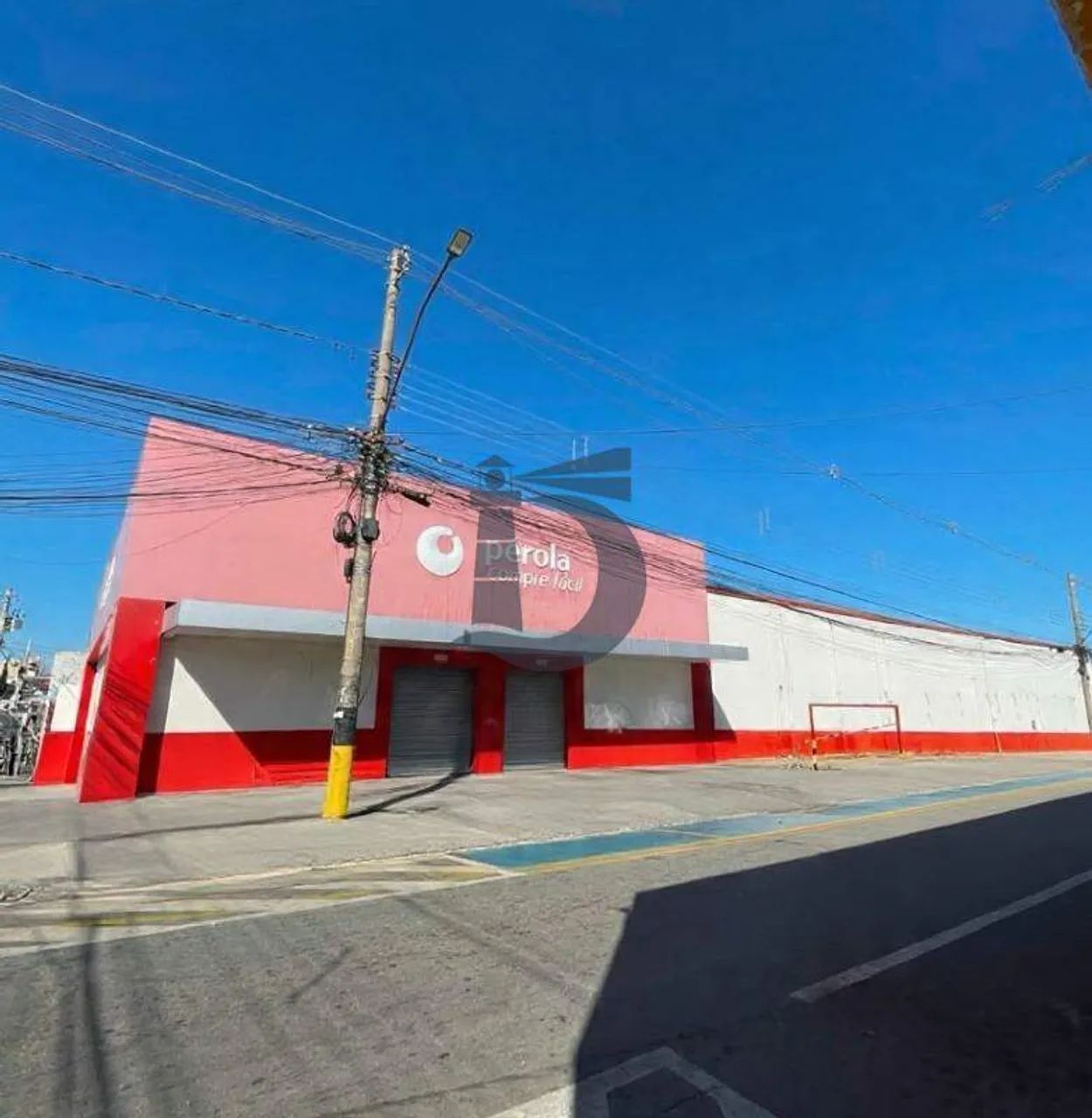 Imóvel Comercial Completo para Aluguel em Esquina - Centro