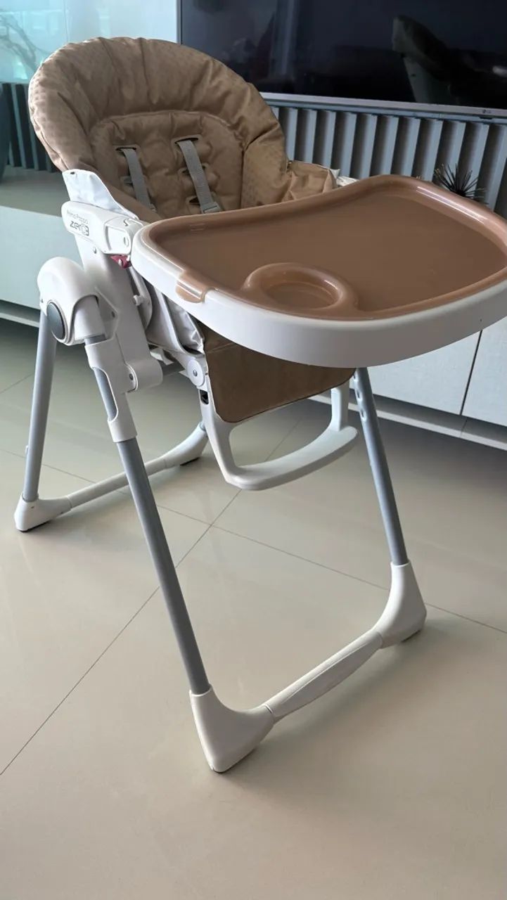 Cadeira infantil alimentação 