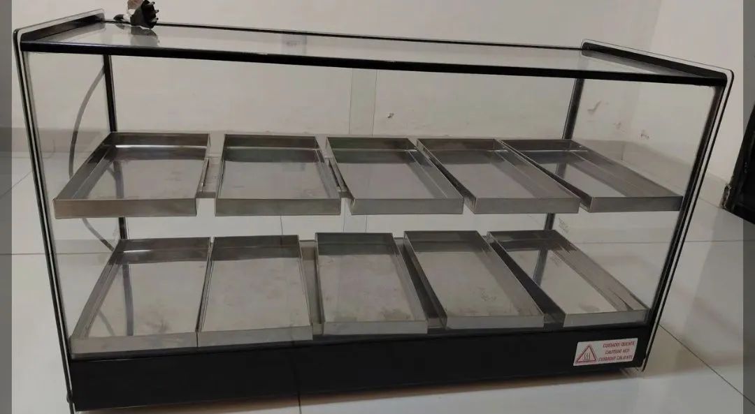 Estufa de salgados 10 bandejas 