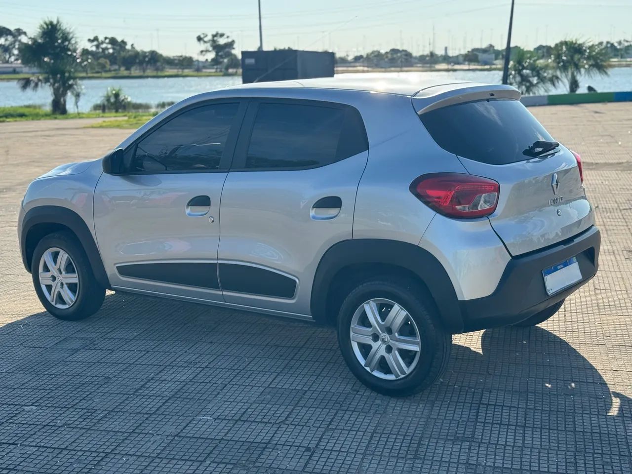 Renault Kwid Zen 1.0 Flex 12V 5P Mec. 2022 - Foto 2