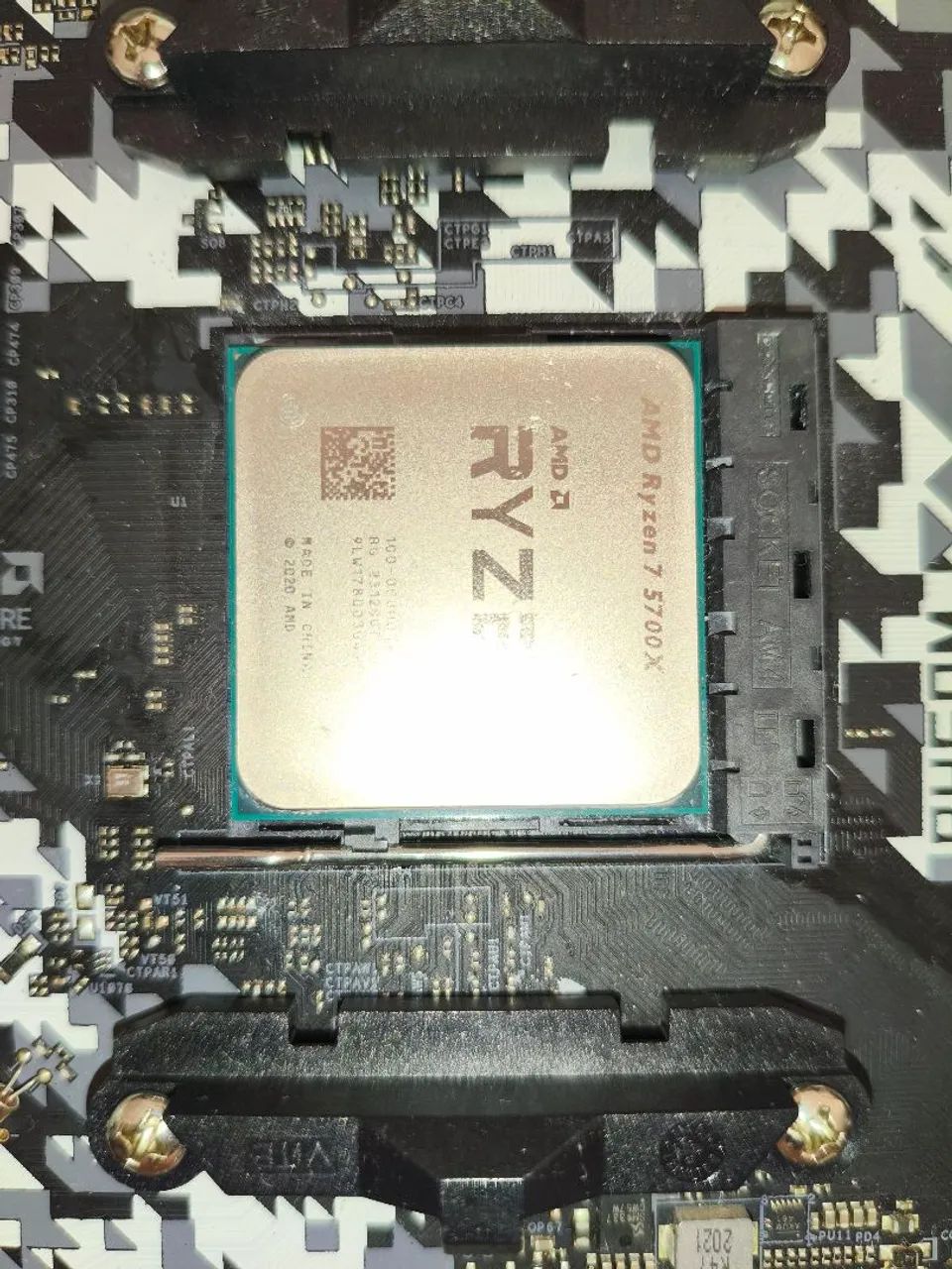 Ryzen 7 5700x