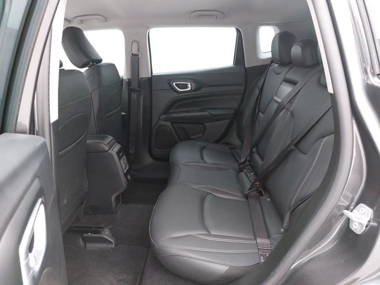 Jeep Compass LONG. T270 1.3 TB 4x2 Flex Aut., foto 17 de 18