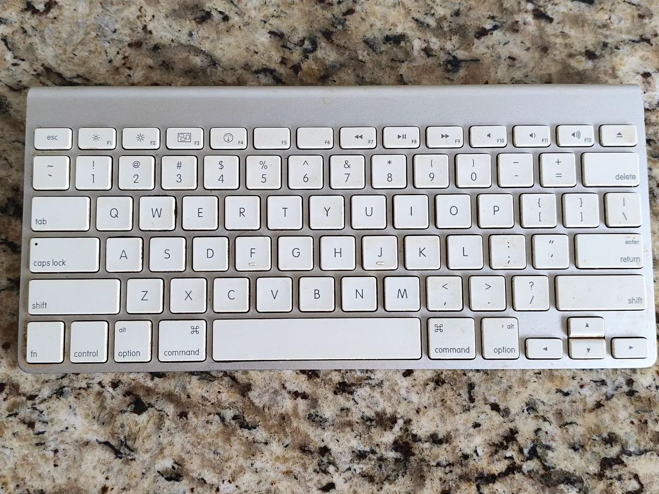 Apple Wireless Keyboard A1314 Original ? Bluetooth - Foto 2