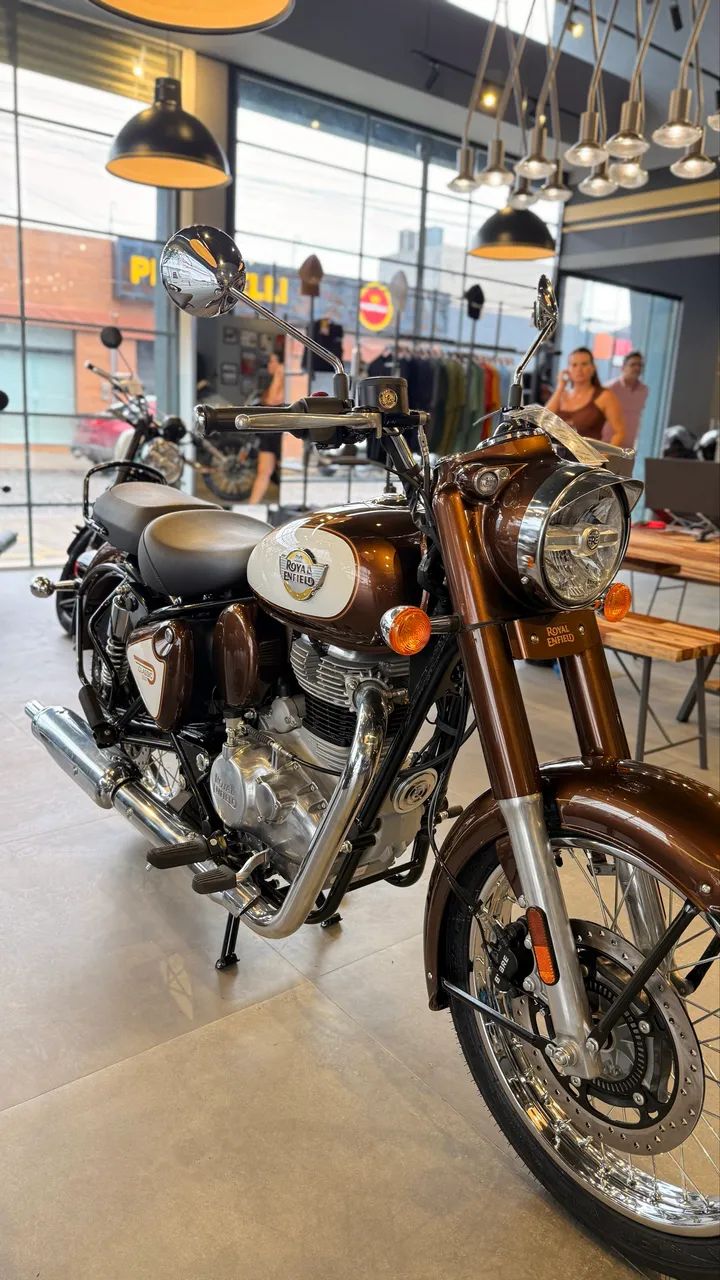 CLASSIC 350cc  - Foto 2