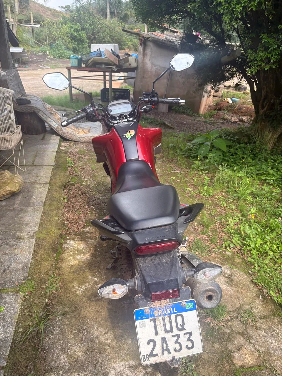 Titan 160 