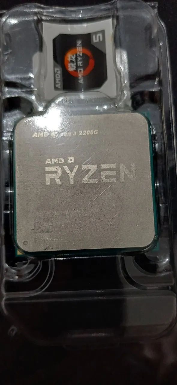 RYZEN 2200G com cooler box.