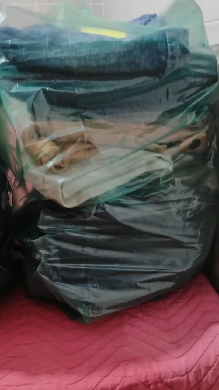 Vendo kit de roupas para Bazar  - Foto 3