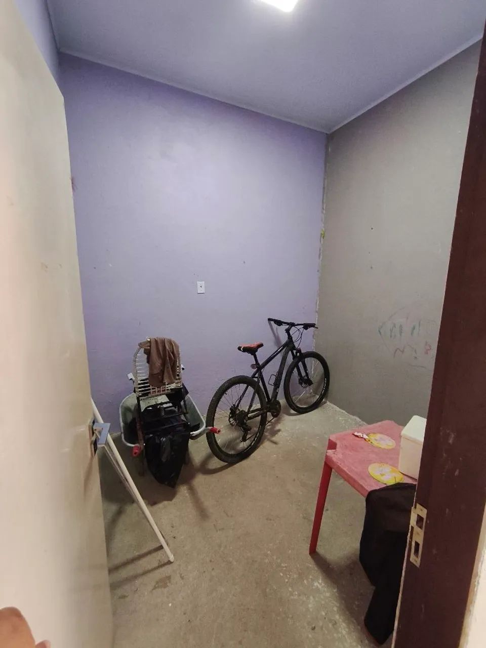 ALUGO CASA COM 2 QUARTOS  - Foto 4